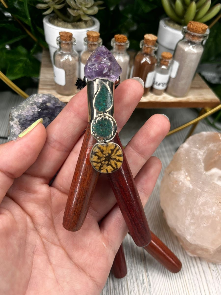 Rose Wood Kuripe w/ Amethyst